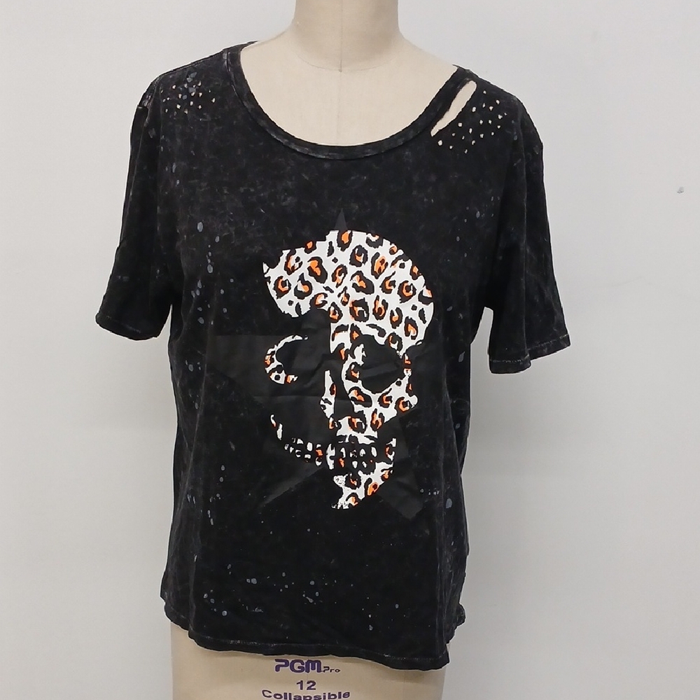 CHRLDR Cheerleader Distressed Leopard Skull T / Size M